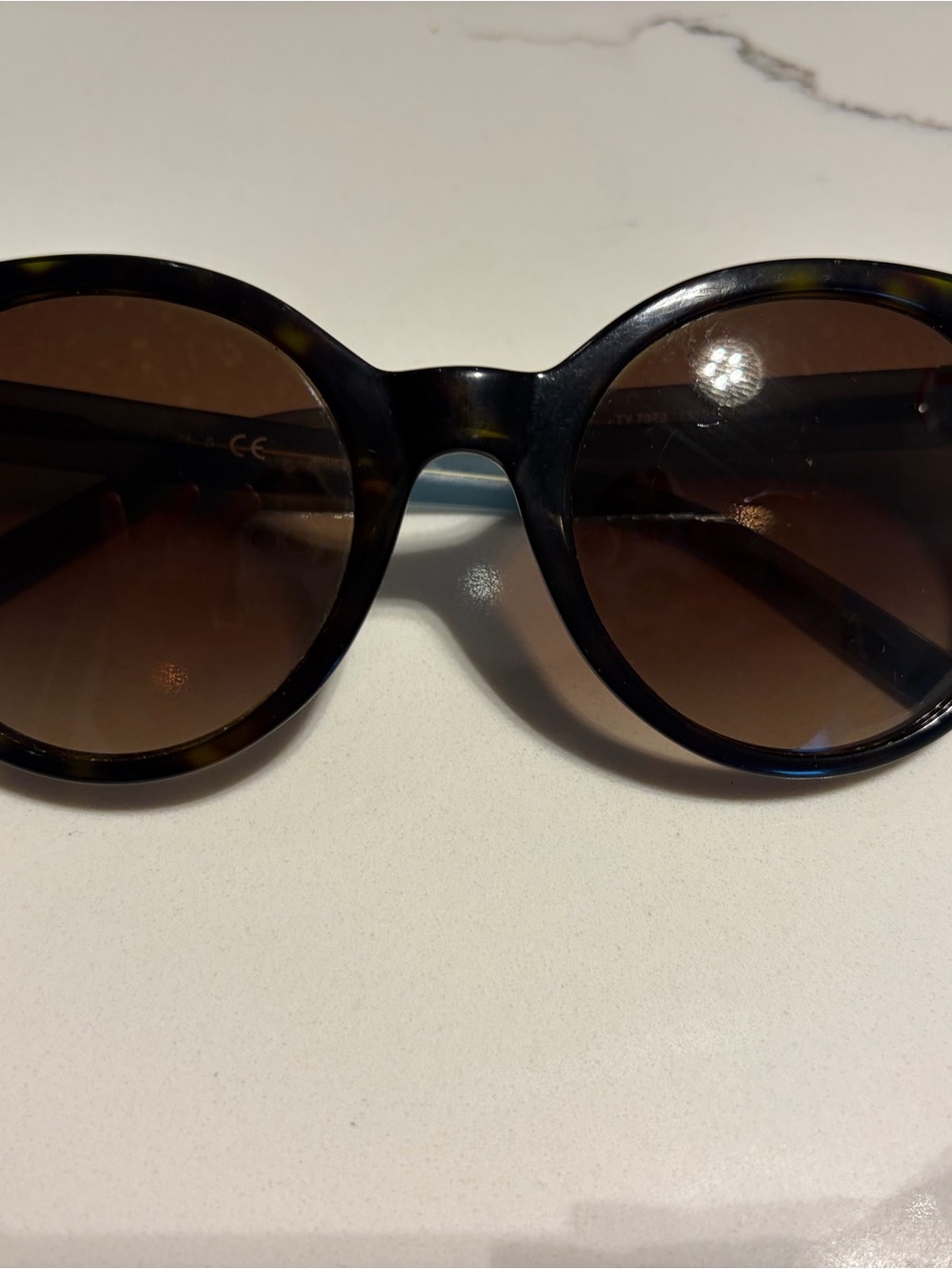 Tory Burch Round Tortoiseshell Sunglasses with Brown Lenses